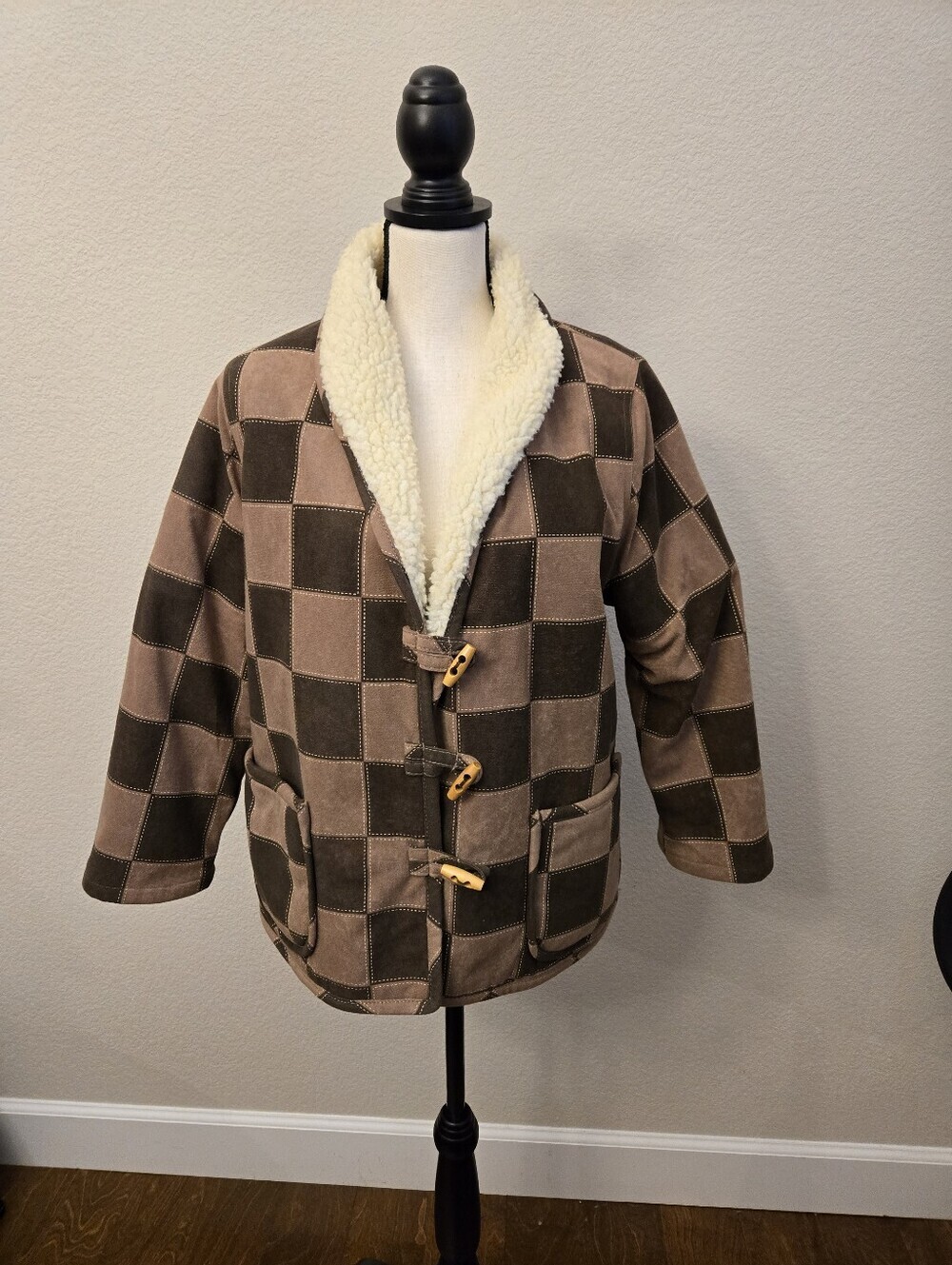 Retro Checkered Brown-Tan Checker Jacket Sz M Faux Leather Partial Sherpa Lined